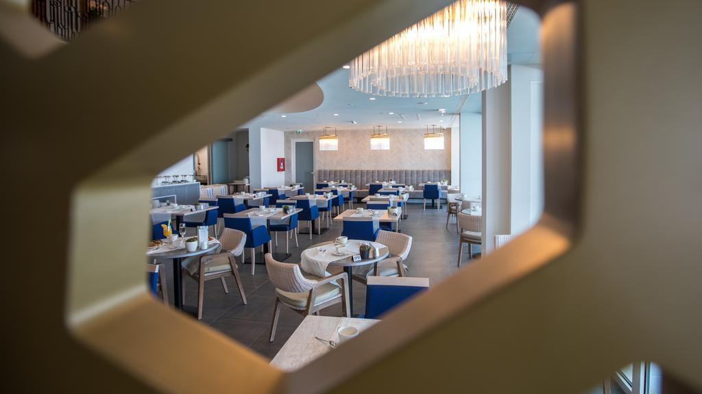 Royal Blue Hotel Дубровник Екстериор снимка The restaurant